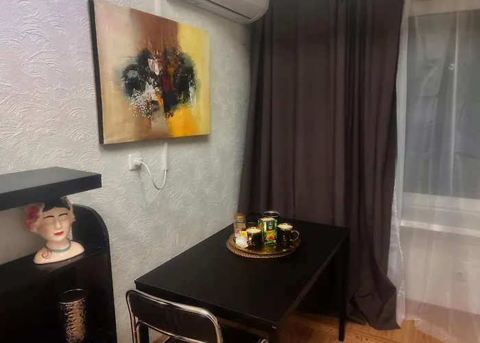 Butas 10 Min Walk From Old Town